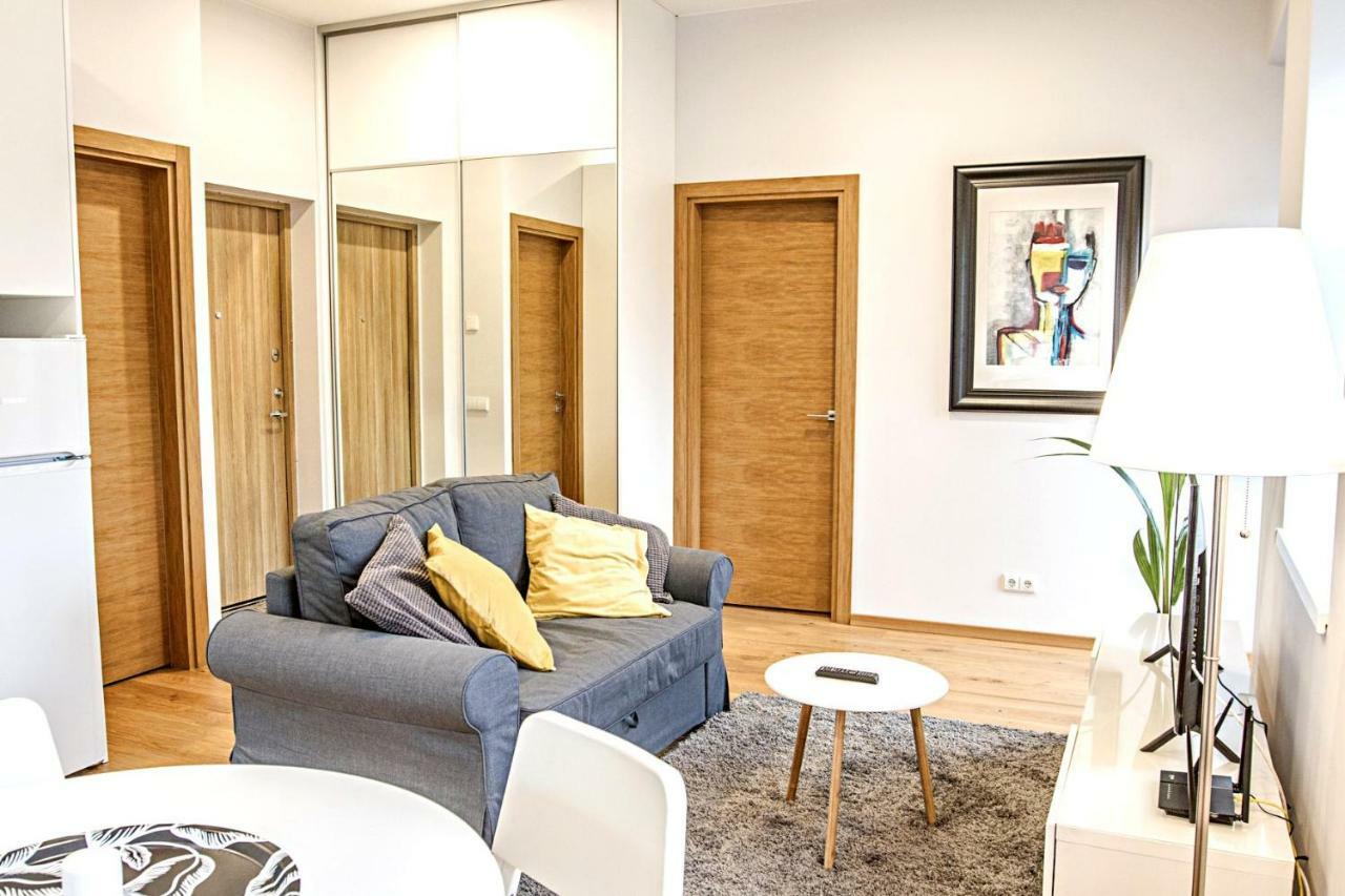 קובנה Modern 1Bd Apartment In Old Town By Hostlovers מראה חיצוני תמונה